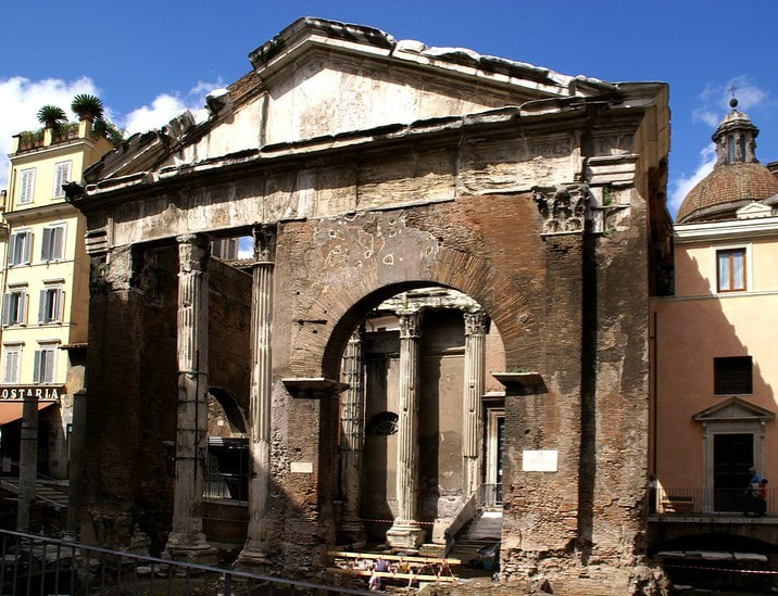 The Church Of Sant Angelo In Pescheria Rome Walks In Rome Est 01