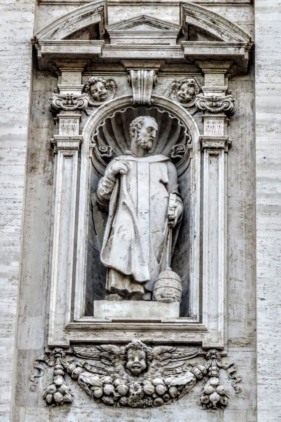 Statue of St Caius, facade of the church of Santa Susanna, Rome