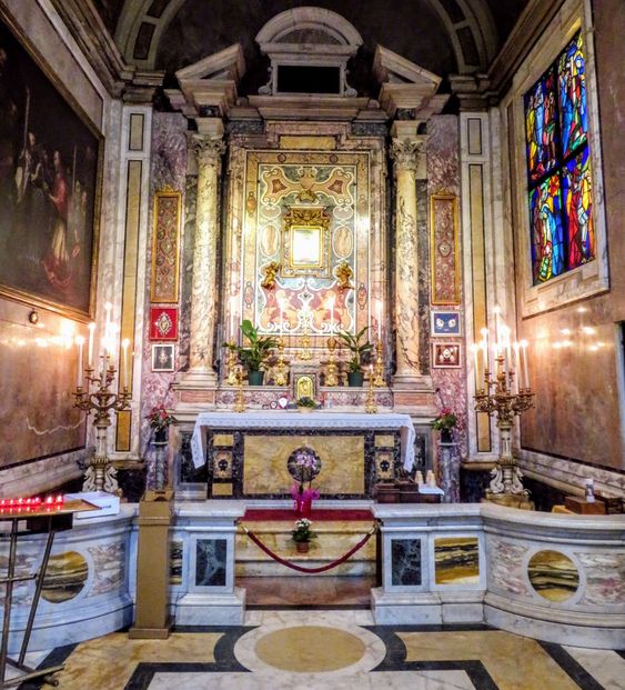 Chapel of the Madonna of the Well, Santa Maria in Via, Rome