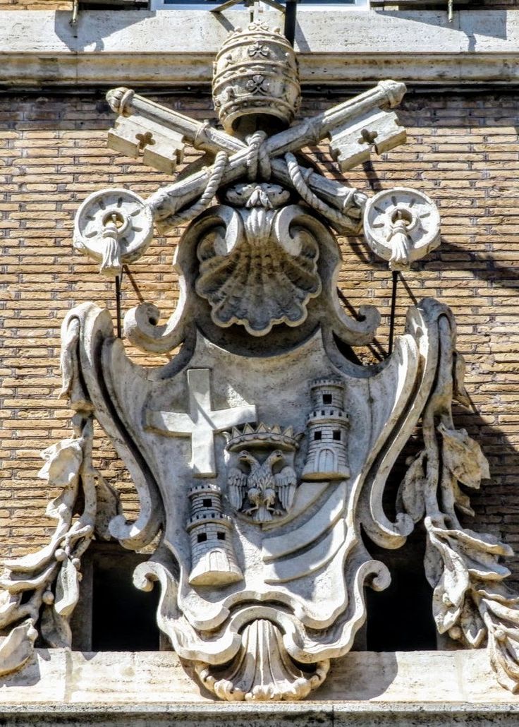 Coat of arms of Pope Clement XIII (r. 1758-69), Palazzo del Quirinale, Rome