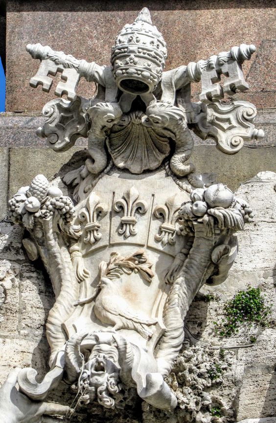 Coat of arms of Pope Innocent X (r. 1644-55), Fountain of the Four Rivers, Piazza Navona, Rome