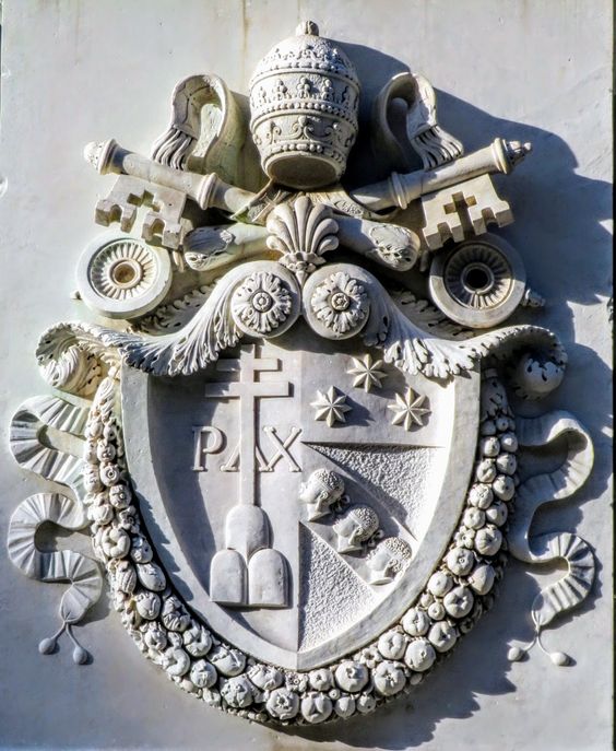 Coat of arms of Pope Pius VII (r. 1800-23), base of the Pincio obelisk, Rome