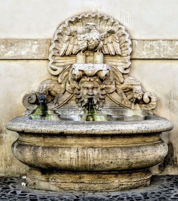 Fountain, Palazzo del Monte di Pieta, Rome