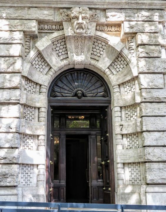 Entrance, Palazzo Coppedè a Via Veneto, better known as Palazzo Parlante, Rome