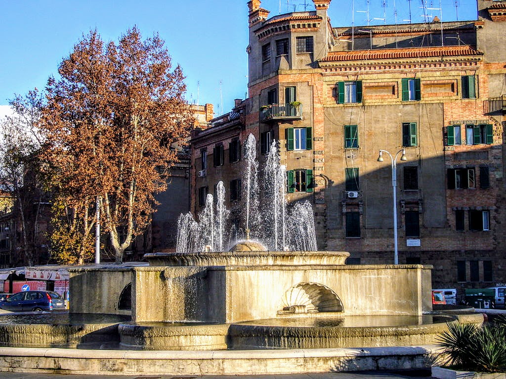 Fontana del Peschiera, Piazzale degli Eroi, Rome