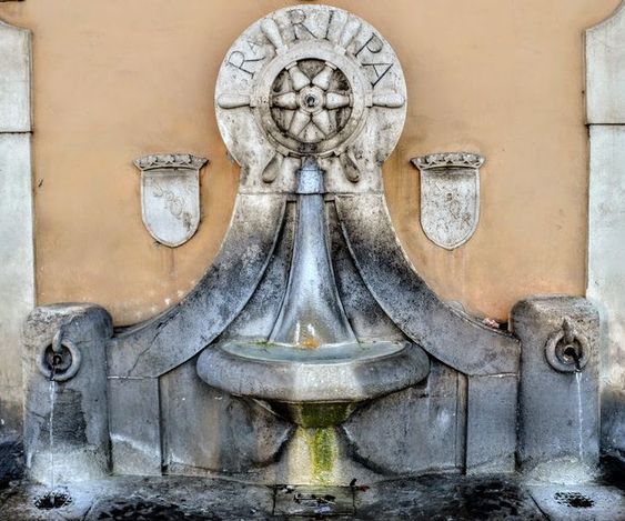 Fontana del Timone, Rome