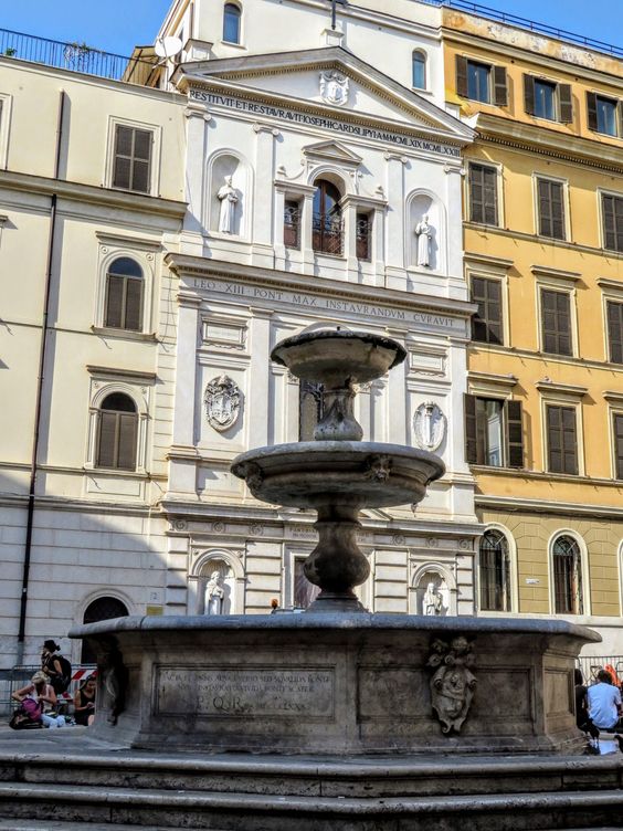 Fontana di Piazza della Madonna dei Monti, Rome