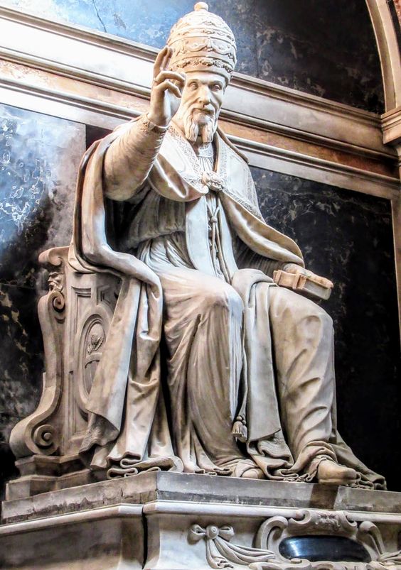 Statue of Pope Urban VII, church of Santa Maria sopra Minerva, Rome
