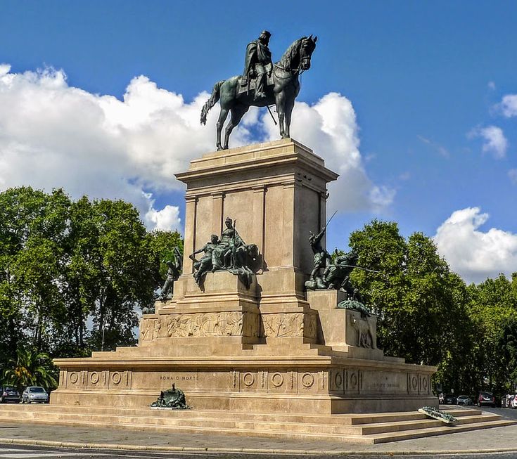 Monument to Giuseppe Garibaldi (1895) by Emilio Gallori, Janiculum Hill, Rome