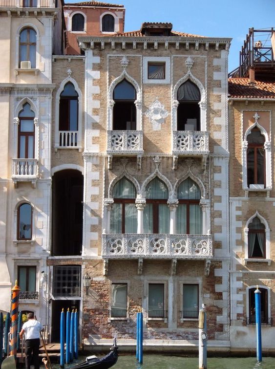 Palazzo Contarini Fasan, Venice