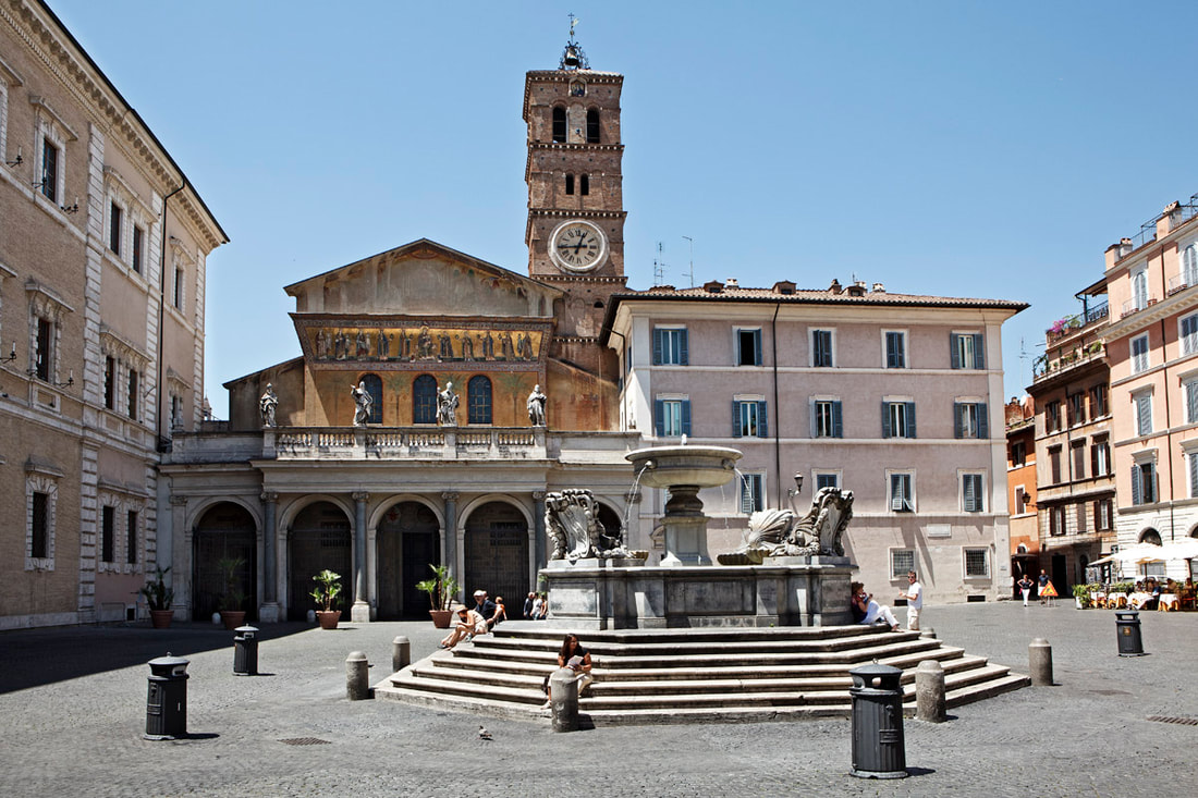 Piazza di Santa Maria in Trastevere, Rome