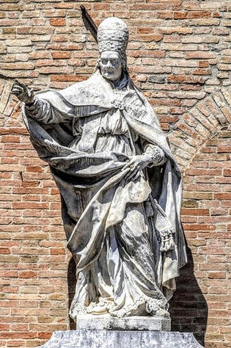 Statue of Pope Clement XI by Bartolomeo Pincellotti, Urbino