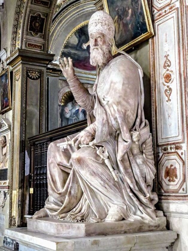 Statue of Pope Gregory XIII by Pietro Paolo Olivièri, Santa Maria in Aracoeli, Rome