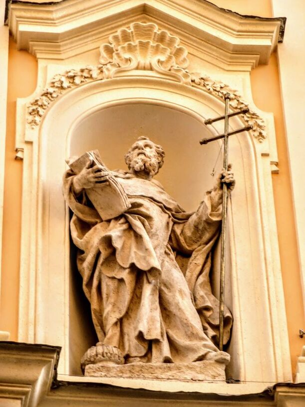 Statue of St Felix of Valois, facade of the church of Santissima Trinita degli Spagnoli, Rome