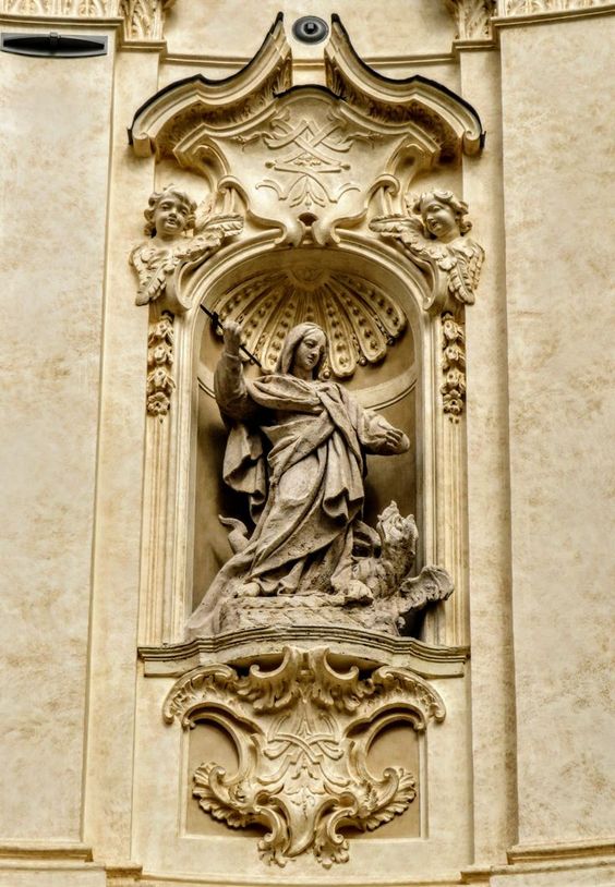 Statue of St Margaret of Antioch, Santa Maria Maddalena, Rome