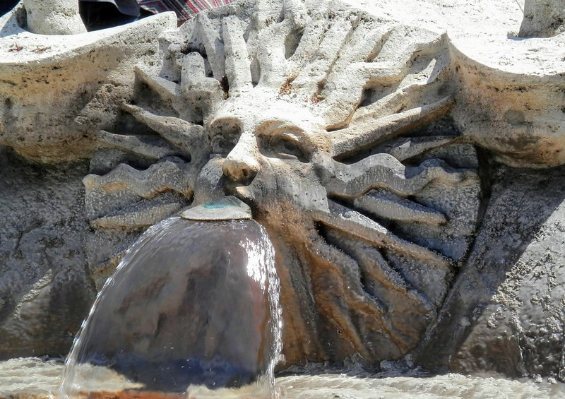 Sunface, Fontana della Barcaccia, Rome