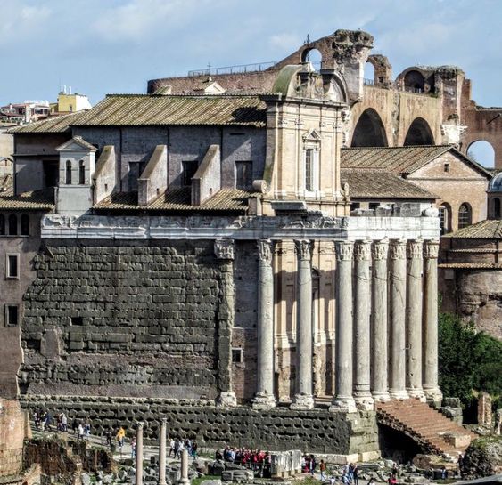 Temple of Antoninus Pius, Forum, Rome