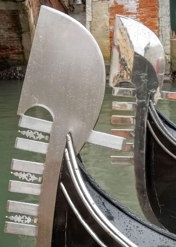 The ferro di prua of a gondola, Venice