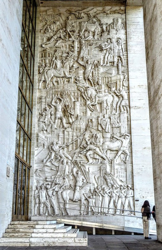 The History of Rome Through its Building Works, bas-relief by Publio Morbiducci, Palazzo degli Uffici, Rome